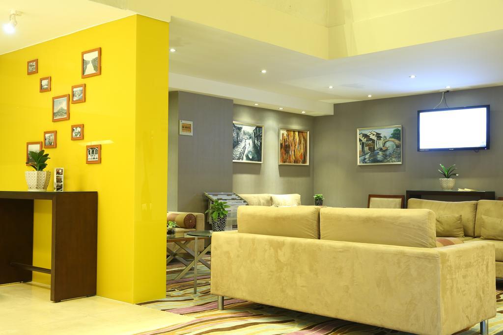 Days Inn Frontier Wuxi Wuxi  Zewnętrze zdjęcie