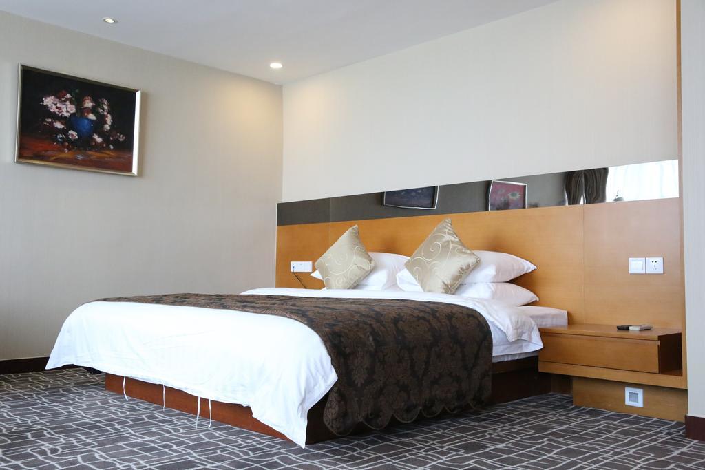 Days Inn Frontier Wuxi Wuxi  Zewnętrze zdjęcie